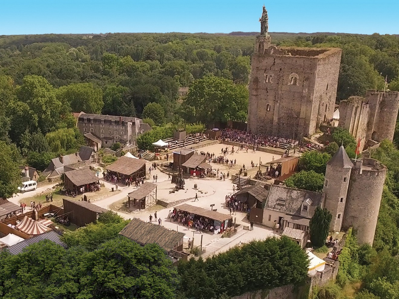 FORTERESSE DE MONTBZAON